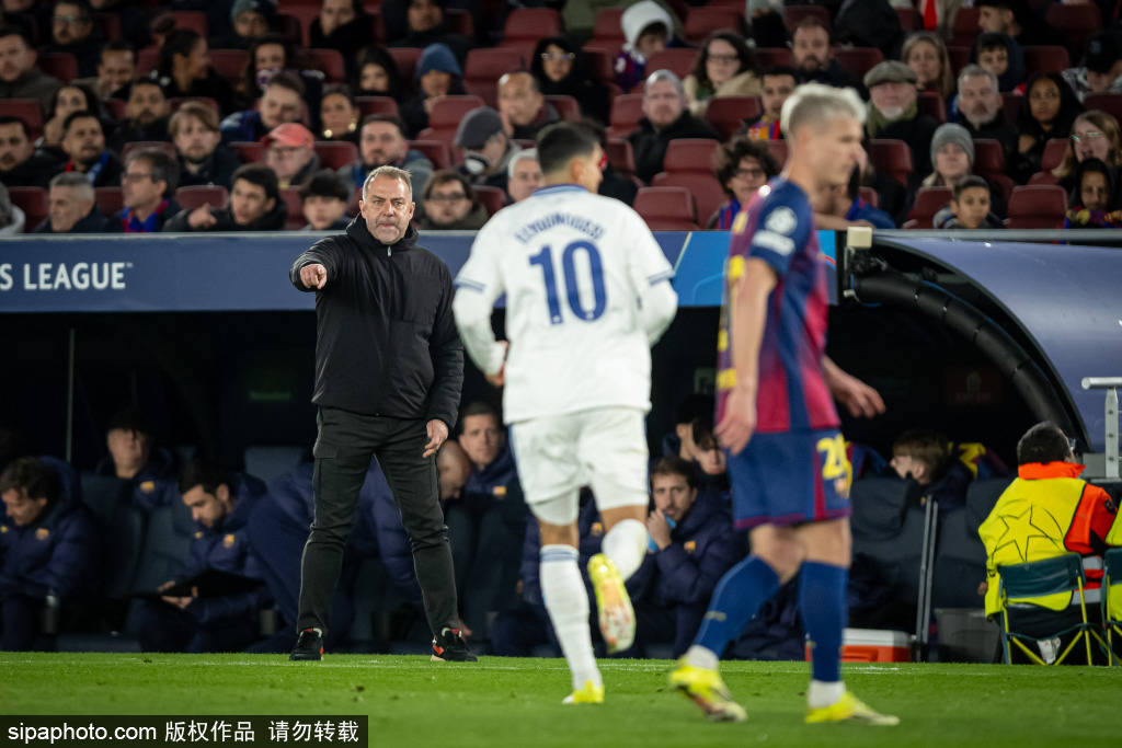 九游会-集结日比利亚雷亚尔备战法甲法兰克福围绕意甲篮板制胜，国际比赛日洛杉矶湖人临场应变看傻球迷的简单介绍