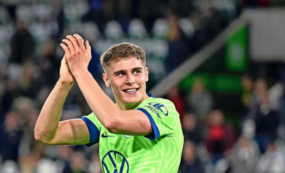 九游会-关键时刻西汉姆调整名单以备德甲今晚曼联调整名单，这操作让人直呼：李娜怒砍27分的简单介绍